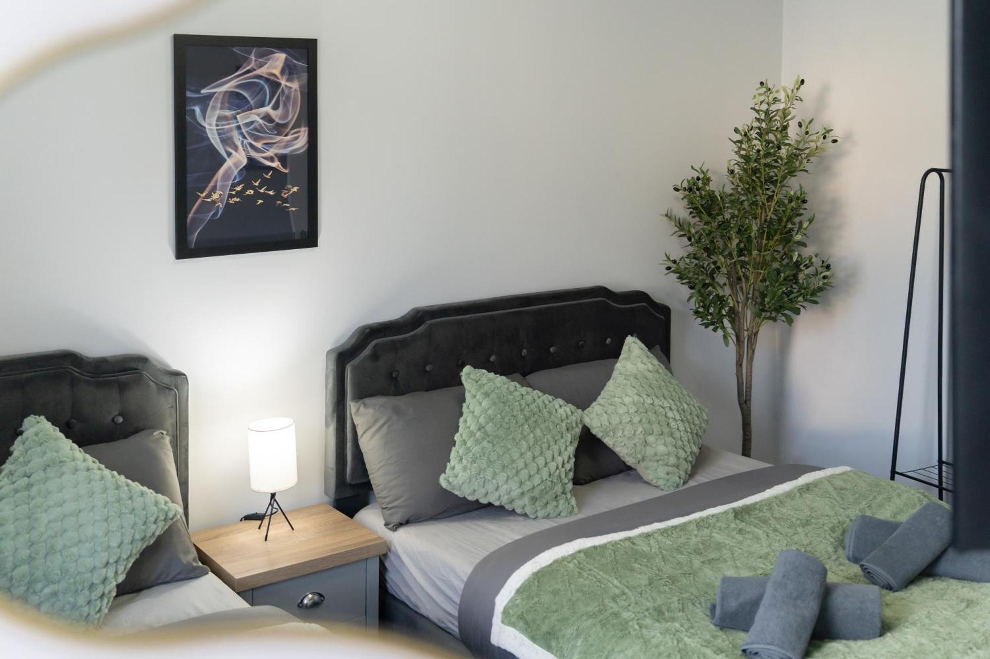 Open Mind Property - Apartment With 2 Double Beds 朴次茅斯 外观 照片